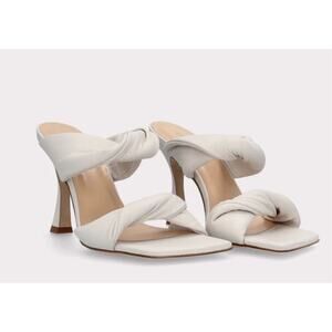 INGILIZ Betty 30 Ivory Leather Sandal Square Open-toe Mule